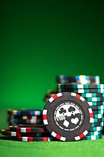 bigo bet mobile platform showing sportsbook, live dealer, and slot games on Android and iOS